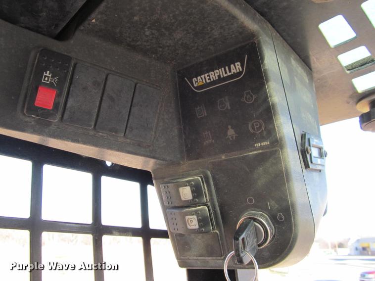 image for item K4996 2006 Caterpillar 216B skid steer