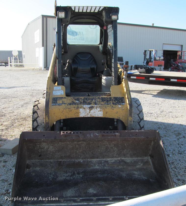image for item K4997 2004 Caterpillar 226B skid steer