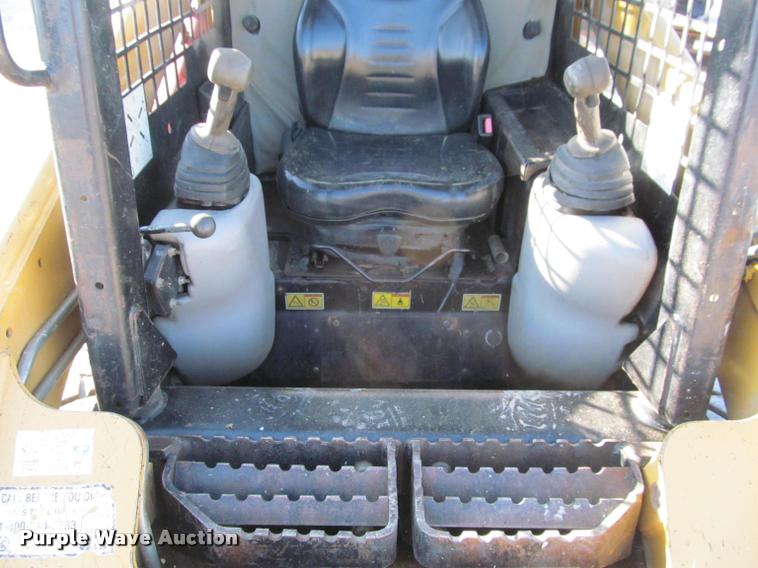 image for item K4997 2004 Caterpillar 226B skid steer