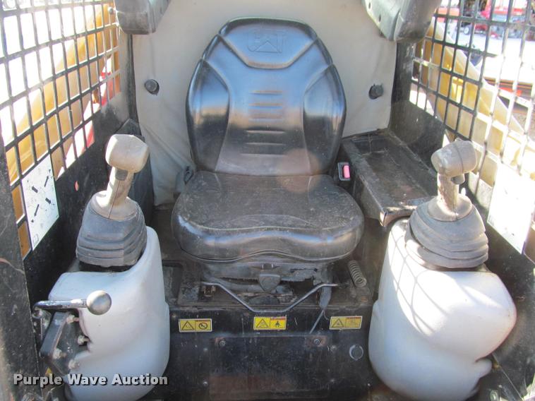 image for item K4997 2004 Caterpillar 226B skid steer