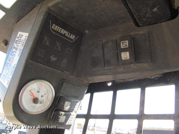 image for item K4997 2004 Caterpillar 226B skid steer