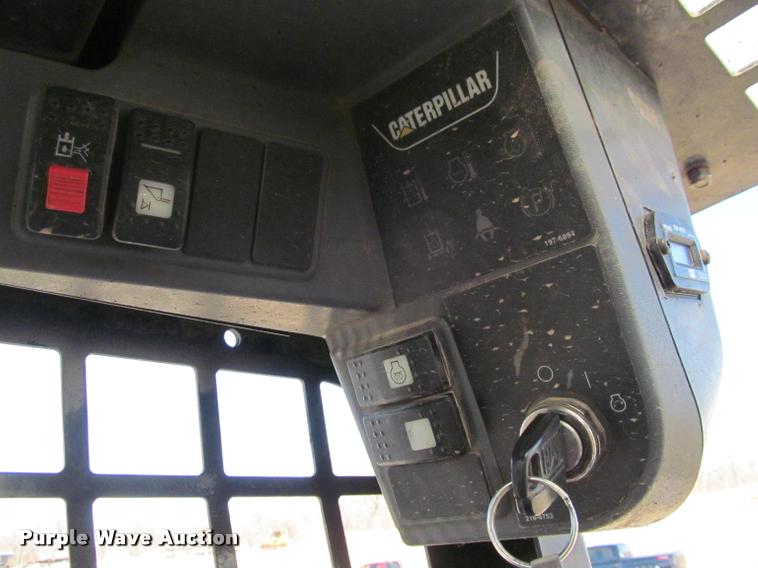 image for item K4997 2004 Caterpillar 226B skid steer