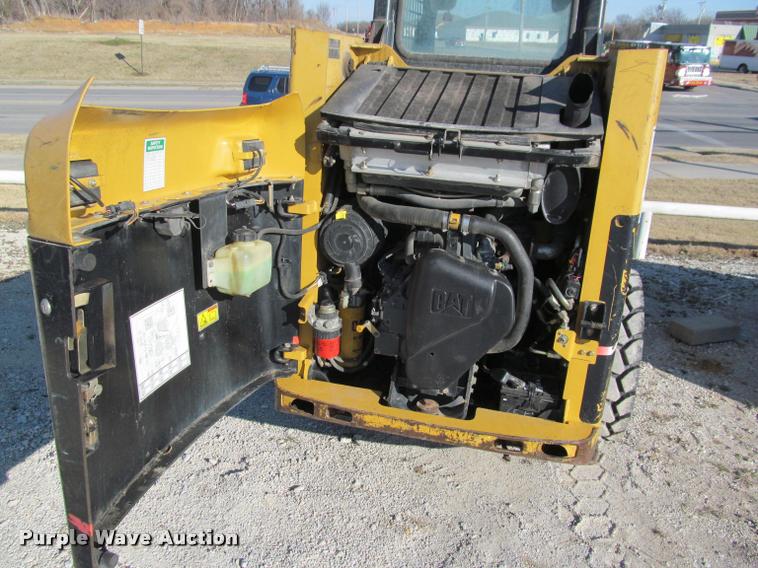image for item K4997 2004 Caterpillar 226B skid steer