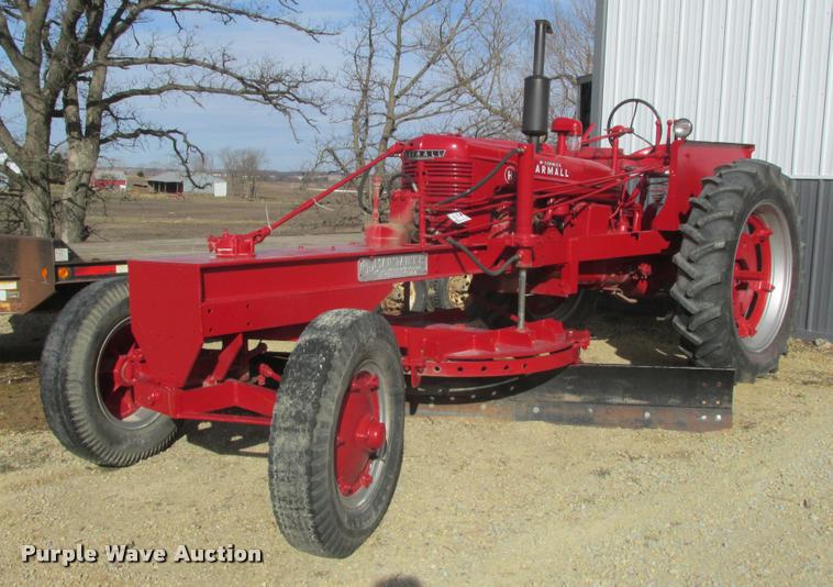 image for item K6163 Mccormick Farmall M30 motor grader