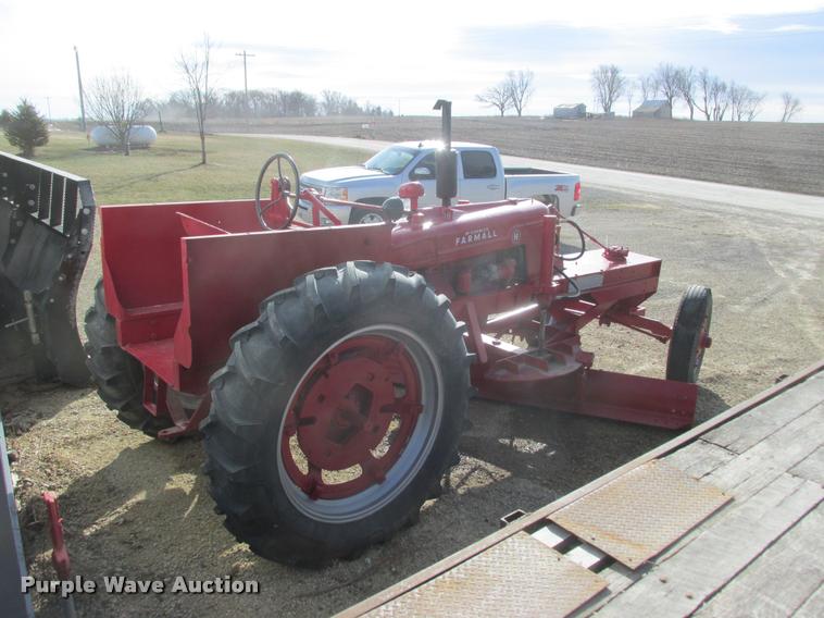 image for item K6163 Mccormick Farmall M30 motor grader