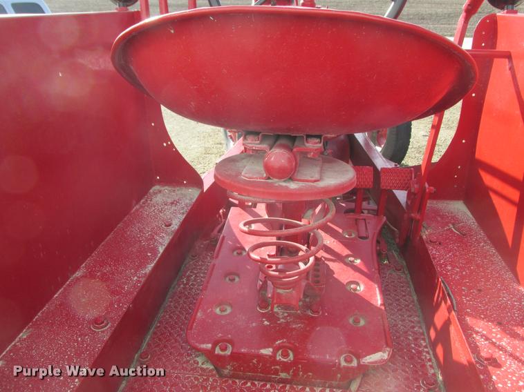 image for item K6163 Mccormick Farmall M30 motor grader