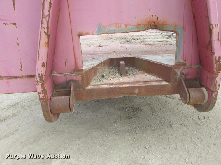 image for item K6164 Roll off flatbed