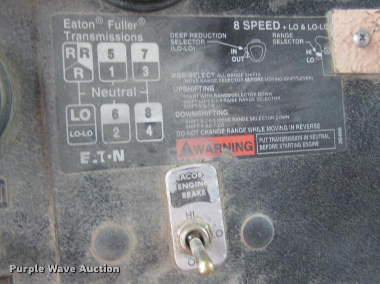 image for item K6165 2001 Mack RD688S dump truck