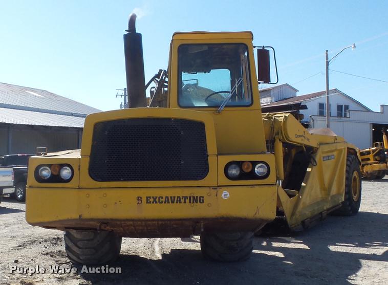 image for item K7698 1969 John Deere 860 elevating scraper