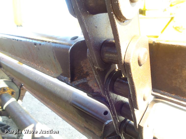 image for item K7698 1969 John Deere 860 elevating scraper