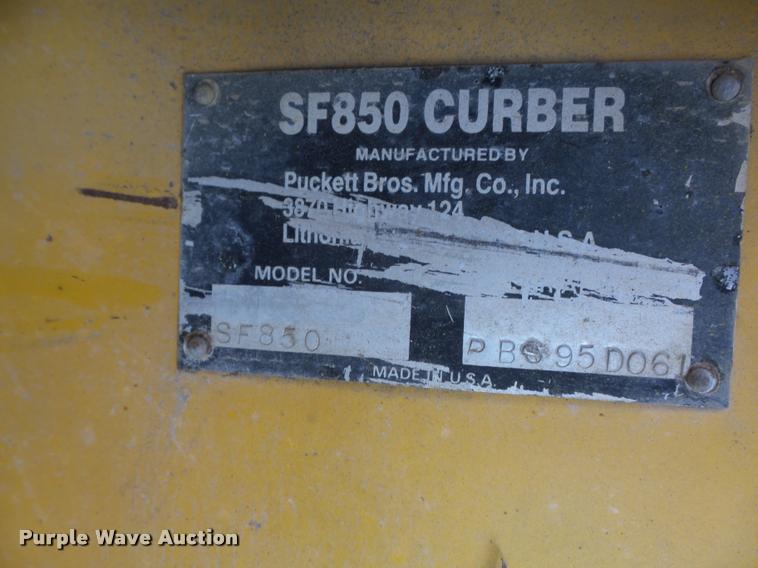 image for item K7699 1995 Puckett Bros 850SF curb machine