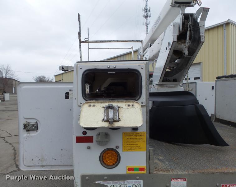 image for item K7700 2010 Brand FX service bed