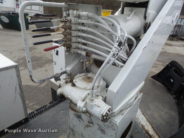 image for item K7700 2010 Brand FX service bed