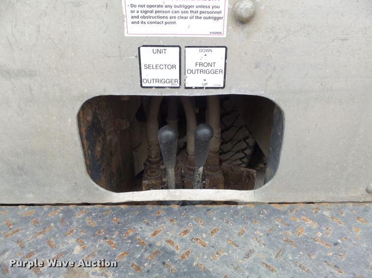 image for item K7700 2010 Brand FX service bed