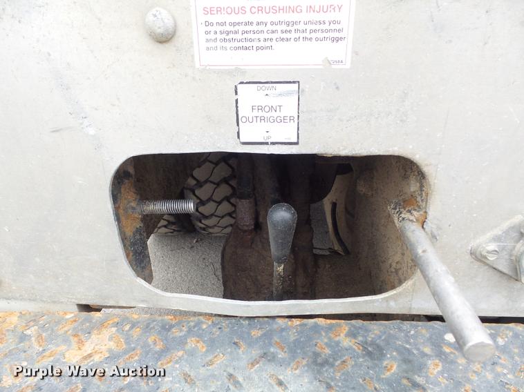 image for item K7700 2010 Brand FX service bed