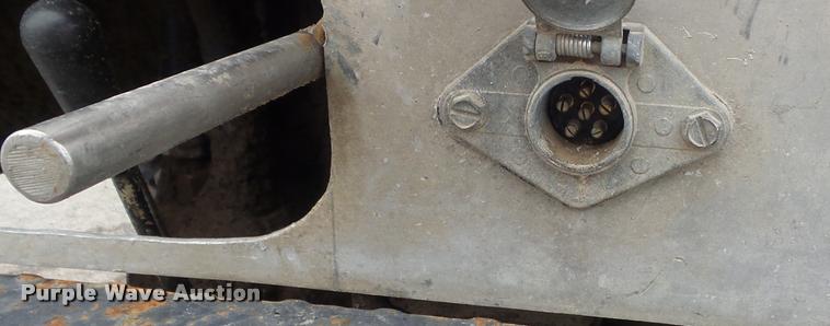 image for item K7700 2010 Brand FX service bed