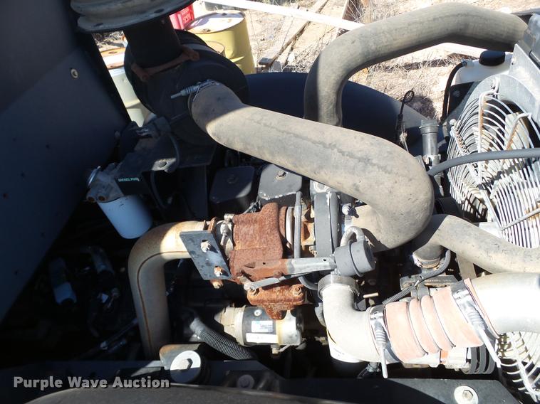 image for item L1601 Ingersoll Rand SD-70DTF single drum roller