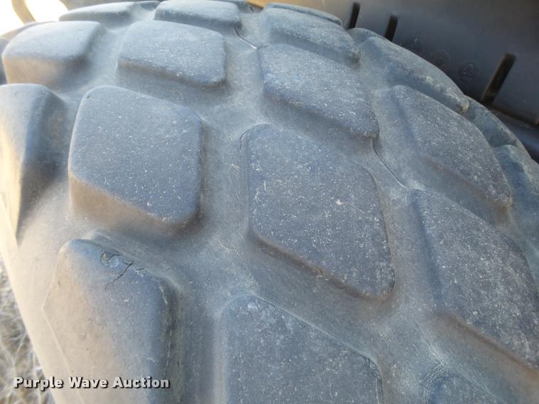 image for item L1601 Ingersoll Rand SD-70DTF single drum roller