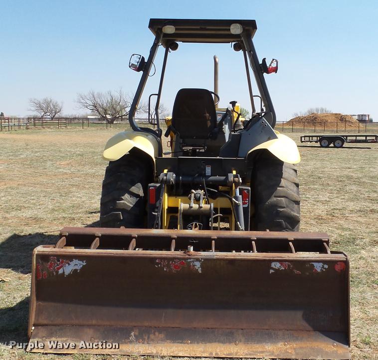 image for item L1602 2005 New Holland LV80 loader tractor