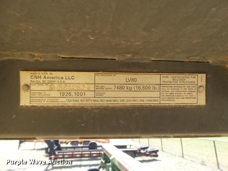 image for item L1602 2005 New Holland LV80 loader tractor