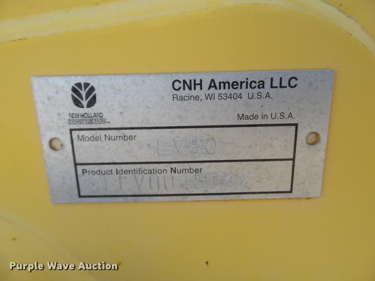 image for item L1602 2005 New Holland LV80 loader tractor