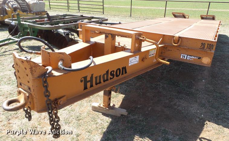 image for item L1606 1995 Hudson equipment trailer