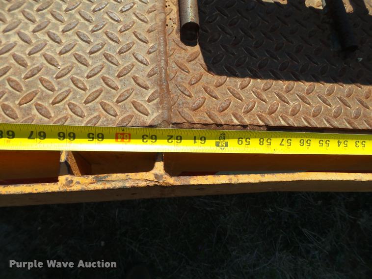 image for item L1606 1995 Hudson equipment trailer