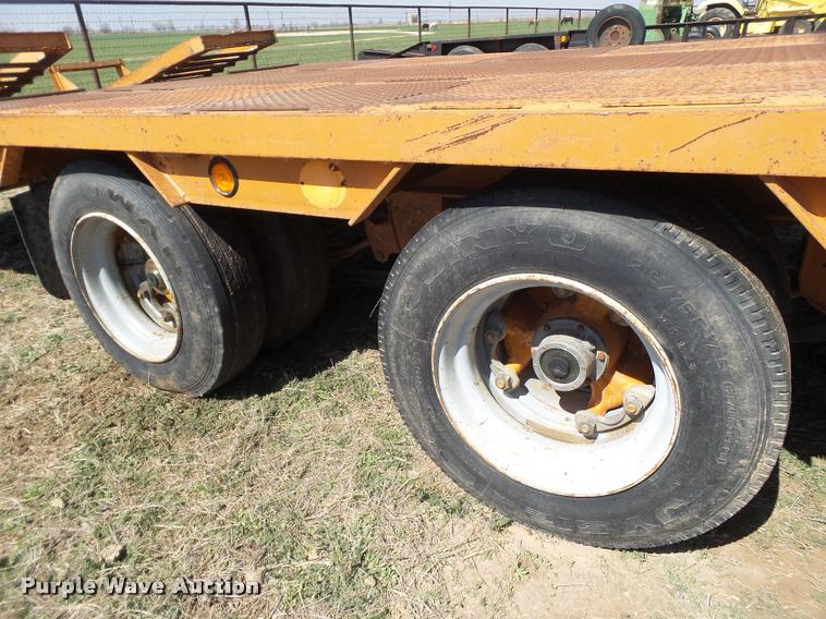 image for item L1606 1995 Hudson equipment trailer