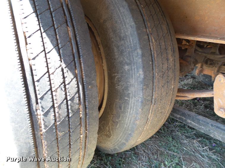 image for item L1606 1995 Hudson equipment trailer