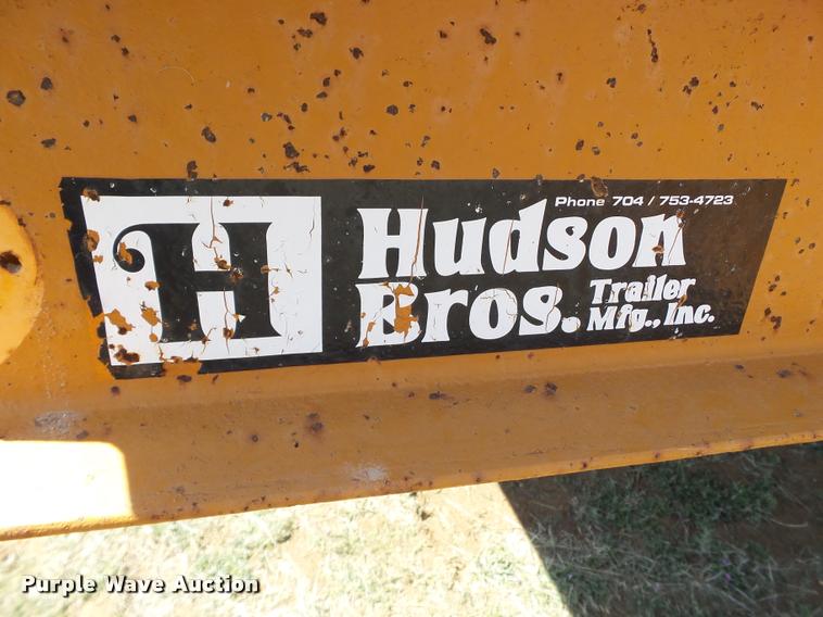 image for item L1606 1995 Hudson equipment trailer