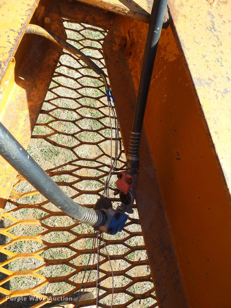 image for item L1606 1995 Hudson equipment trailer