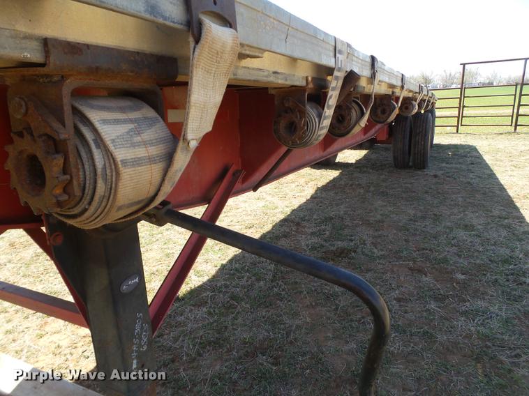 image for item L1609 1995 Utility FS2CHAE flatbed trailer