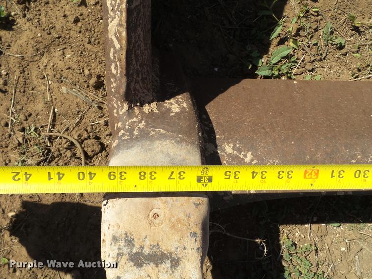 image for item L1615 Excavator digging attachment