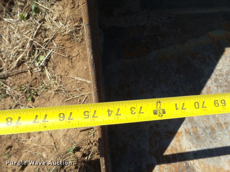 image for item L1616 2010 John Deere 319D skid steer