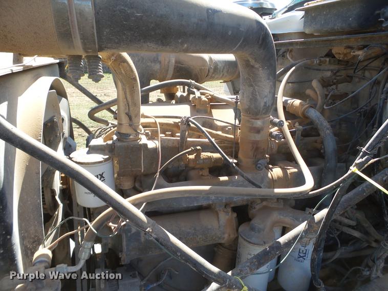 image for item L1617 1986 Mack R688ST dump truck