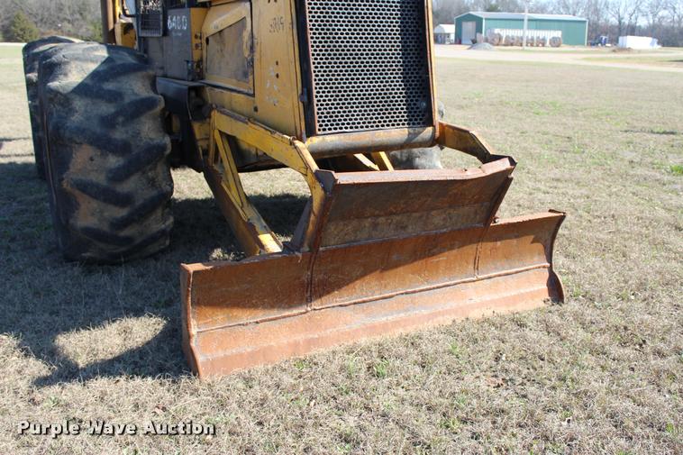 image for item L3028 1985 John Deere 648D skidder