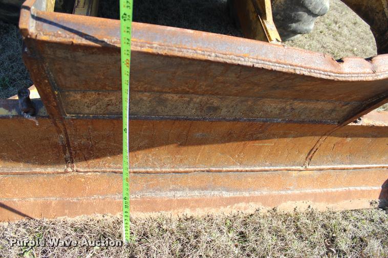 image for item L3028 1985 John Deere 648D skidder