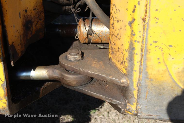 image for item L3028 1985 John Deere 648D skidder