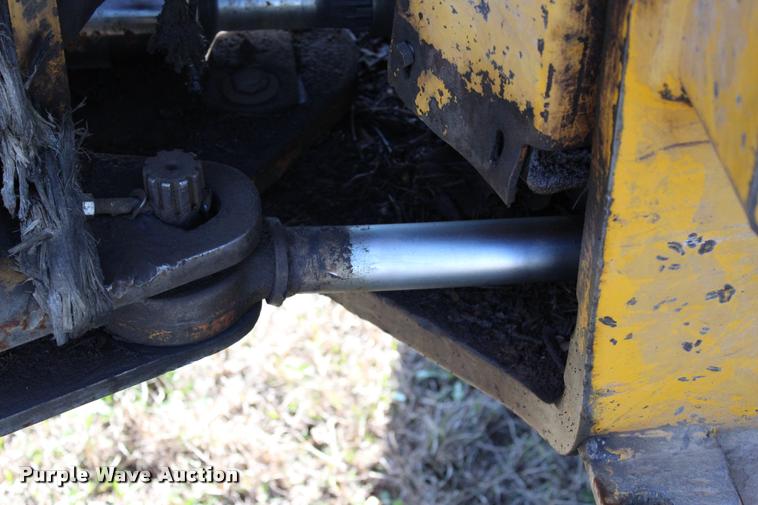 image for item L3028 1985 John Deere 648D skidder