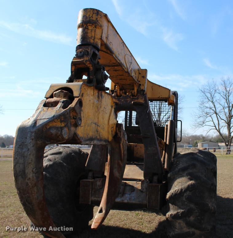image for item L3028 1985 John Deere 648D skidder