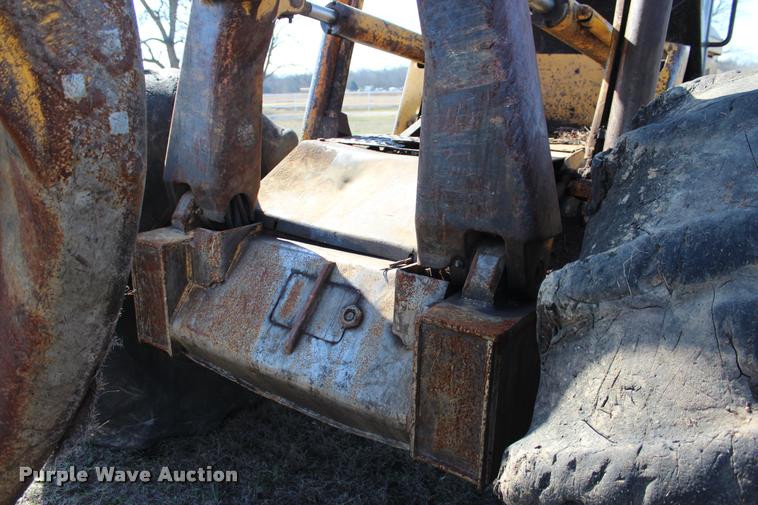 image for item L3028 1985 John Deere 648D skidder