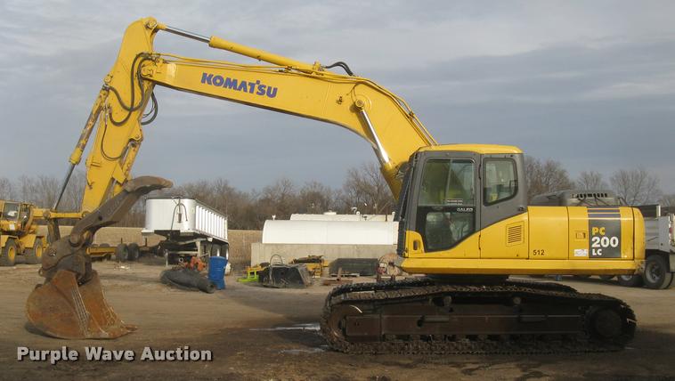 image for item L3969 2004 Komatsu PC200LC-7L excavator