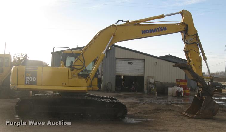 image for item L3969 2004 Komatsu PC200LC-7L excavator