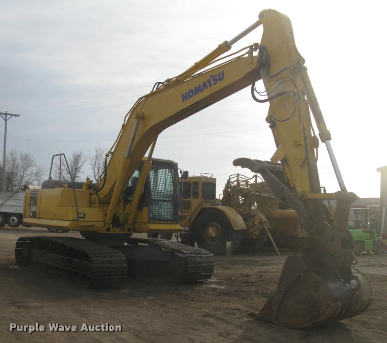 image for item L3969 2004 Komatsu PC200LC-7L excavator