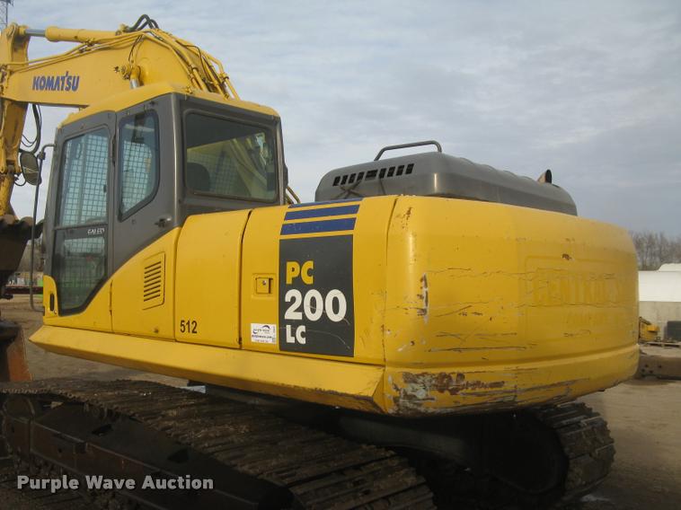 image for item L3969 2004 Komatsu PC200LC-7L excavator