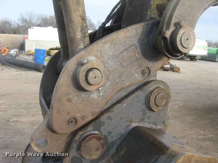 image for item L3969 2004 Komatsu PC200LC-7L excavator