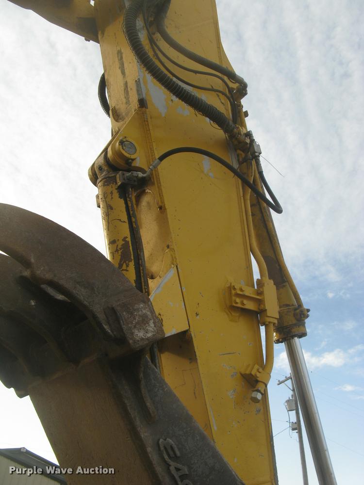 image for item L3969 2004 Komatsu PC200LC-7L excavator