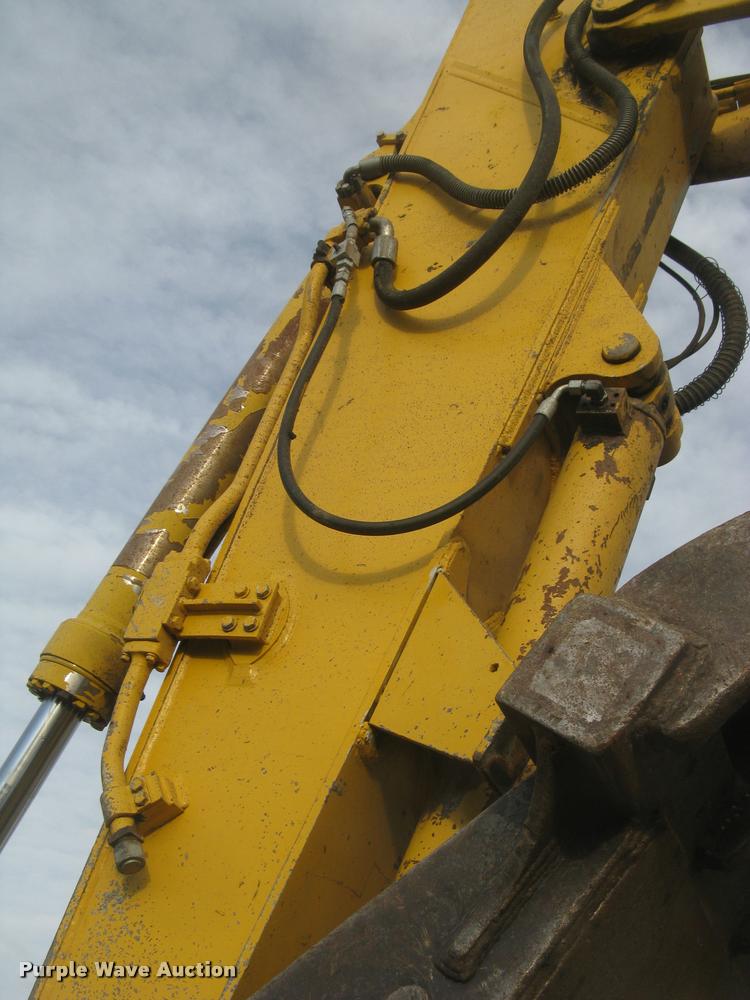 image for item L3969 2004 Komatsu PC200LC-7L excavator