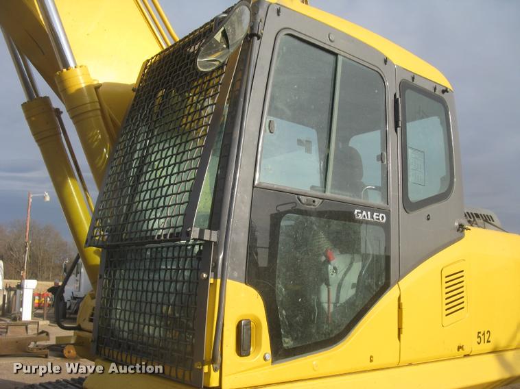 image for item L3969 2004 Komatsu PC200LC-7L excavator