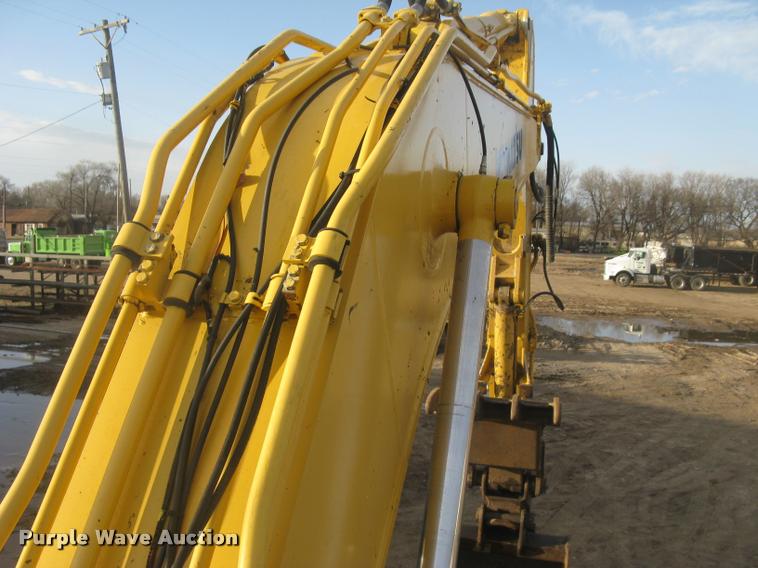 image for item L3969 2004 Komatsu PC200LC-7L excavator